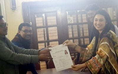 মনোনয়নপত্র জমা দিলেন চিত্রনায়িকা অপু