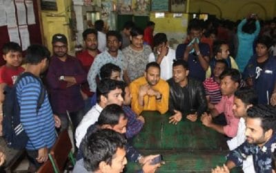 ঢাবির মধুর ক্যান্টিন সব দলের অবস্থানে মুখর