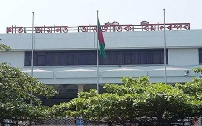 দুবাই ফেরত ফ্লাইটের টয়লেটে ২২ কেজি স্বর্ণ