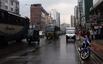 বর্ষার প্রথম সকালে বৃষ্টিতে স্বস্তি