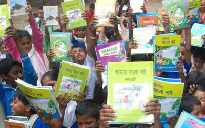 পাঠ্যবইয়ের সাথে প্রাথমিকের শিক্ষার্থীরা পাবে পোশাকের টাকাও