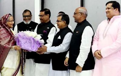 দেশে ফিরেছেন প্রধানমন্ত্রী