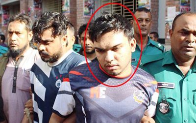 সকাল ক্রিকেটের স্টাম্প দিয়ে আবরারকে প্রচণ্ড মারধর করে