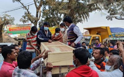 ফ্যান কারখানায় আগুনে নিহতদের মরদেহ হস্তান্তর