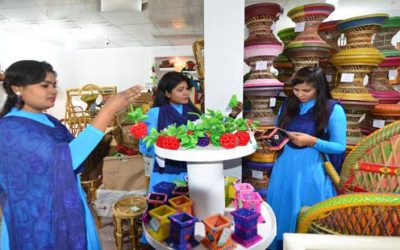 মেলায় নজর কাড়ছে কারাপণ্য