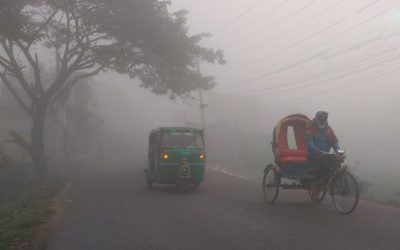 ঘন কুয়াশায় ঢাকা রাজধানী
