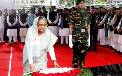 বঙ্গবন্ধুর প্রতিকৃতিতে প্রধানমন্ত্রীর শ্রদ্ধা