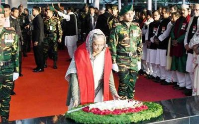 বঙ্গবন্ধুর প্রতিকৃতিতে প্রধানমন্ত্রীর শ্রদ্ধা