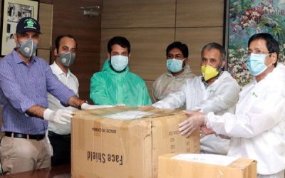 করোনাভাইরাস থেকে গণমাধ্যমকর্মীদের সুরক্ষায় পিপিই দিয়েছে এনআরবিসি ব্যাংক