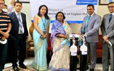 এনসিসিকে অক্সিজেন সিলিন্ডার দিলো কমার্শিয়াল ব্যাংক অব সিলন