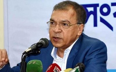 ব্যাংকের আইন পরিবর্তন হয় পাঁচতারা হোটেলে : ইফতেখারুজ্জামান
