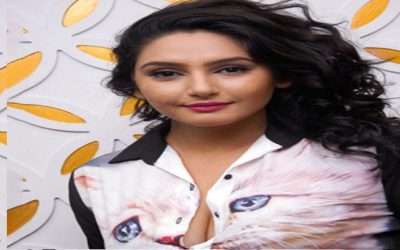 গোয়েন্দাদের ফাঁকি দিতে এ কী করলেন অভিনেত্রী