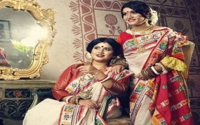 মেয়েকে নিয়ে পূজার সাজে ন্যানসি