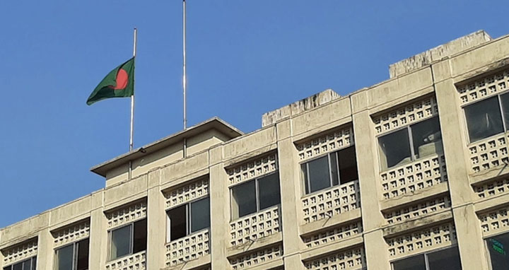 বাহরাইনের প্রধানমন্ত্রীর মৃত্যুতে পালিত হচ্ছে রাষ্ট্রীয় শোক