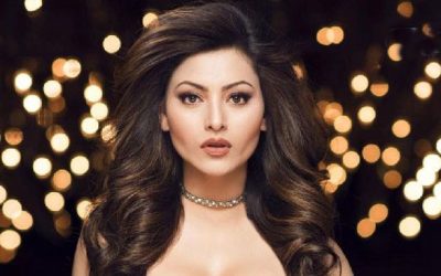 উর্বশীর ১৫ মিনিটের দাম ৪ কোটি