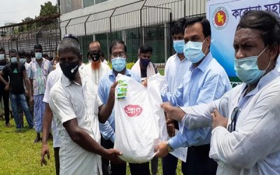 ১১ হাজার পরিবারকে খাদ্য সহায়তা দিলো প্রাণ-আরএফএল গ্রুপ