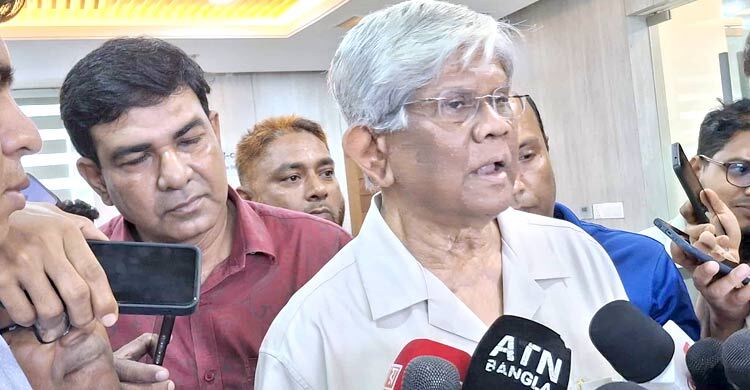 ব্যাংক-আর্থিক প্রতিষ্ঠান একীভূত হলেও গ্রাহকরা আমানত ফেরত পাবেন :অর্থ উপদেষ্টা