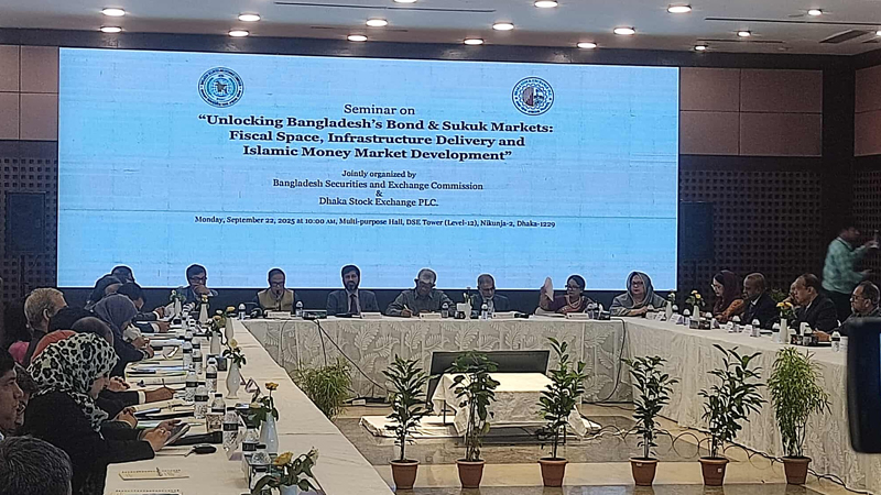 ‎বন্ড মার্কেটের উন্নয়নে একাসাথে কাজ করছে বিএসইসি-বাংলাদেশ ব্যাংক: গভর্নর