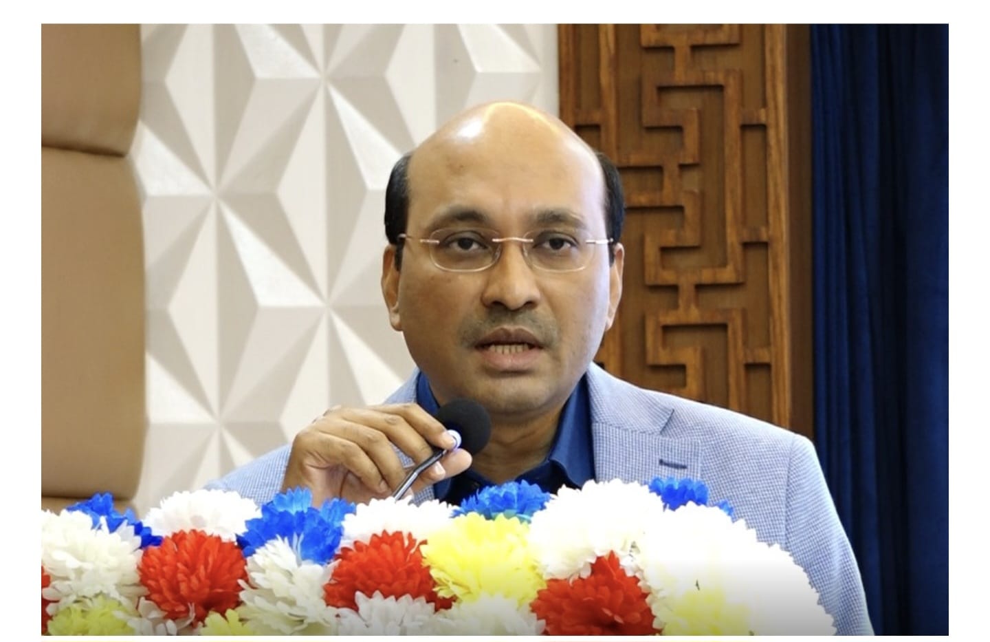 নন লাইফ বীমা খাতে এজেন্ট কমিশন শূন্য করতে হলে বীমা আইন ও  এজেন্ট সংক্রান্ত প্রবিধান সংশোধন করতে হবে