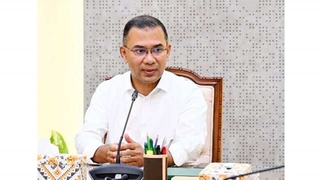 রাজধানীতে নারীদের জন্য আলাদা বাস সার্ভিস চালুর নির্দেশ প্রধানমন্ত্রীর