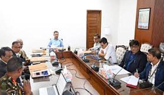 বিনিয়োগ আকৃষ্ট করতে প্রকল্প অনুমোদন সহজ করার নির্দেশ প্রধানমন্ত্রীর