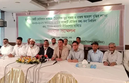 ‘আমরা ব্যবসায়ীরা ব্যবসা করতে আসছি, চুরি করতে না’