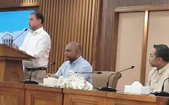 জীবন বাজি রেখে জনগণের জন্য কাজ করছেন প্রধানমন্ত্রী : অতিরিক্ত প্রেস সচিব