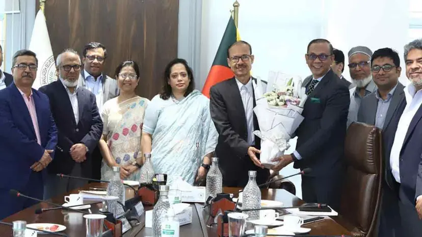 আইপিও, মার্জিন ঋণ ও মিউচুয়াল ফান্ড বিধিমালা সংশোধনের উদ্যোগ নেওয়া হবে : বিএসইসি চেয়ারম্যান