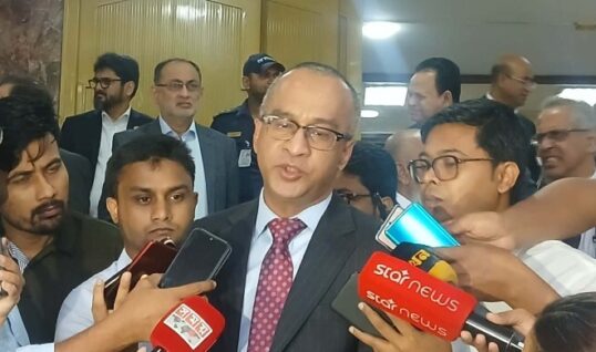 ইসলামী ব্যাংক নিয়ে অস্থিরতা পুরো ব্যাংক খাতে প্রভাব ফেলতে পারে : মাসরুর আরেফিন