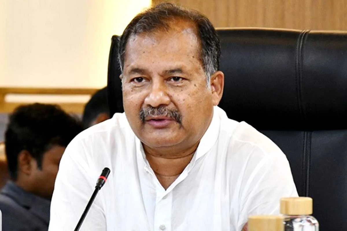 মূলধারার গণমাধ্যমের পেশা চর্চায় অনৈতিক বাধা মোকাবিলায় ‘জিরো টলারেন্স’ : তথ্যমন্ত্রী