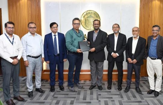 বাংলাদেশ ব্যাংক ও পিকেএসএফের মধ্যে ৫ হাজার কোটি টাকার চুক্তি স্বাক্ষরিত