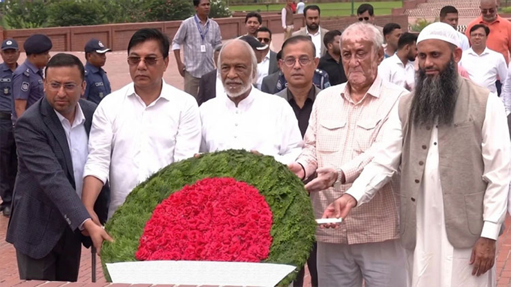 জাতীয় স্মৃতিসৌধে নতুন মন্ত্রী-প্রতিমন্ত্রীদের শ্রদ্ধা