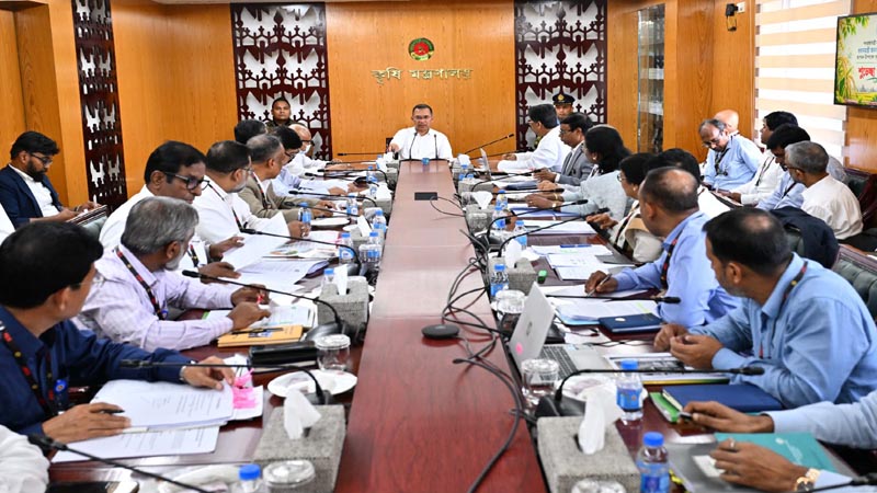আমদানি নির্ভরতা কমিয়ে কৃষি উৎপাদন বাড়ানোর তাগিদ প্রধানমন্ত্রীর