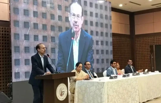 অর্থ আত্মসাৎ ঠেকাতে শক্তিশালী ব্যাক অফিস সফটওয়্যার প্রয়োজন : বিএসইসি চেয়ারম্যান
