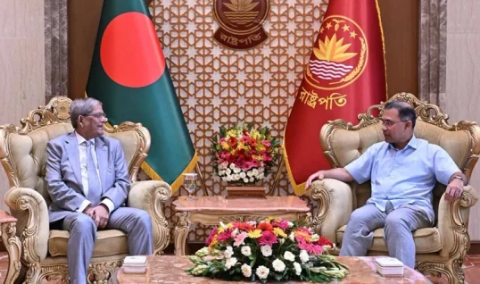 রাষ্ট্রপতির সঙ্গে প্রধানমন্ত্রীর প্রথম সৌজন্য সাক্ষাৎ