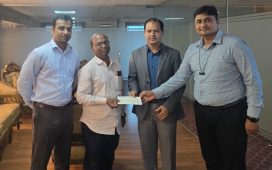প্রোটেক্টিভ ইসলামী লাইফের ৫ লাখ টাকার মৃত্যুদাবির চেক হস্তান্তর