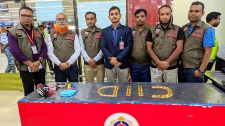 বিমানের দুই কর্মীর জুতায় ১৬ কোটি টাকার সোনা