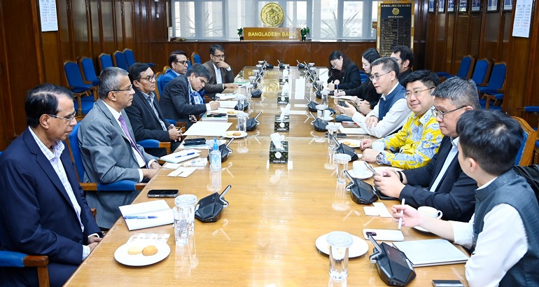 বাংলাদেশ-সিঙ্গাপুর অর্থনৈতিক সম্পর্ক জোরদারে গুরুত্ব গভর্নরের
