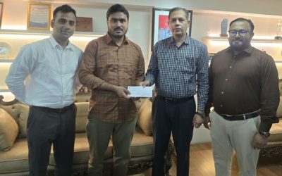 প্রোটেক্টিভ ইসলামী লাইফের ৫ লাখ টাকার মৃত্যুদাবির চেক হস্তান্তর