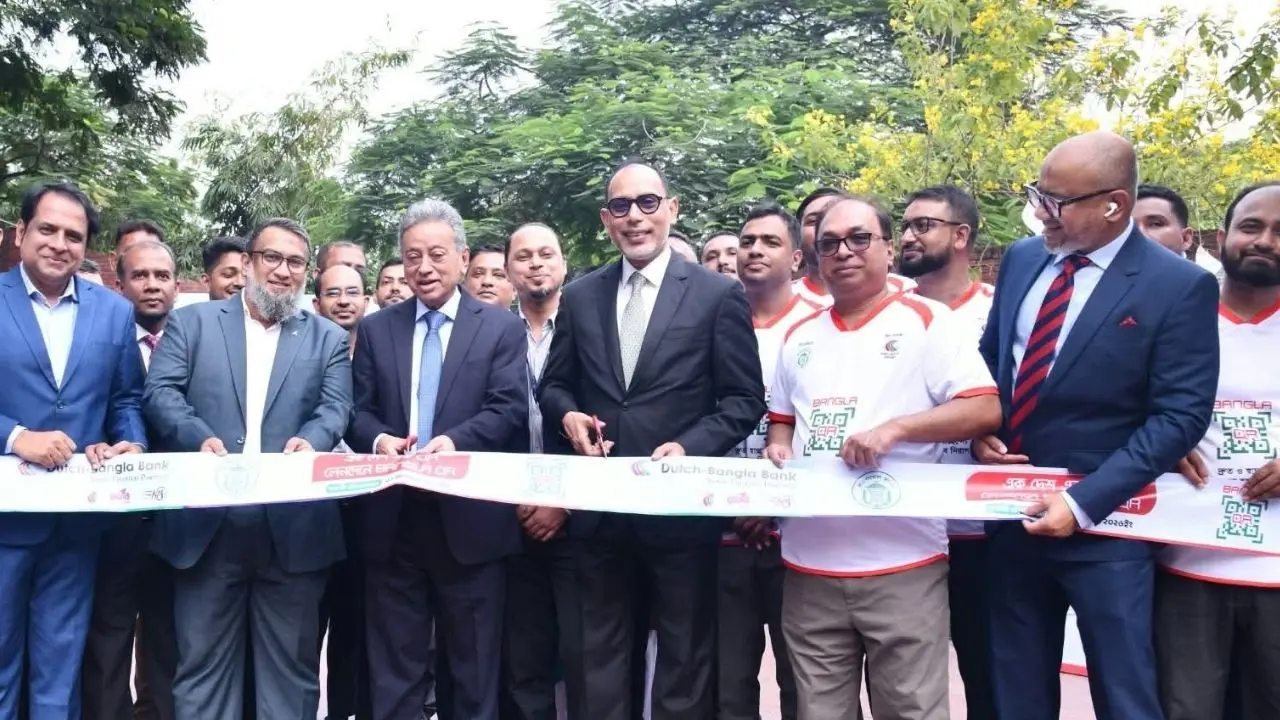 ডিজিটাল অর্থনীতি গড়তে বাংলা কিউআর কোডের লেনদেনে কোনো চার্জ লাগবে না